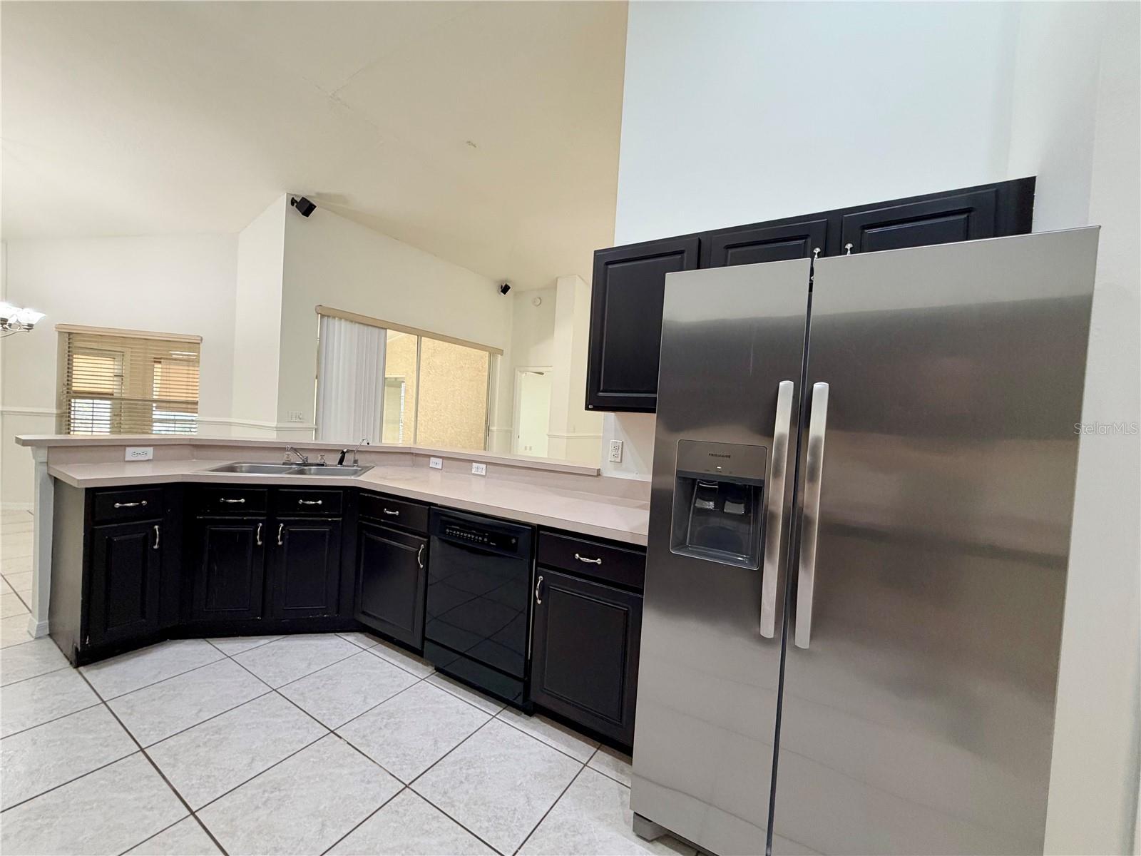 9427 HUNTERS POND DR — photo 5