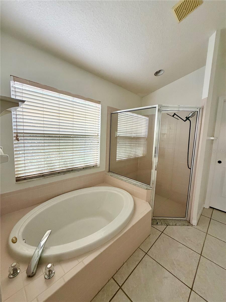 9427 HUNTERS POND DR — photo 9