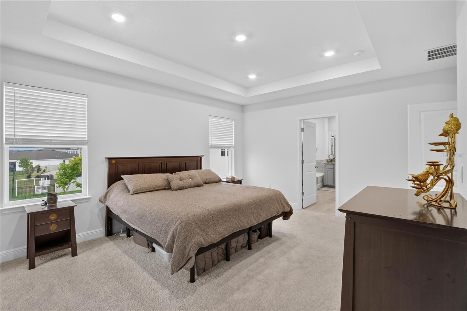 5633 HAWKS CAY ST — photo 27