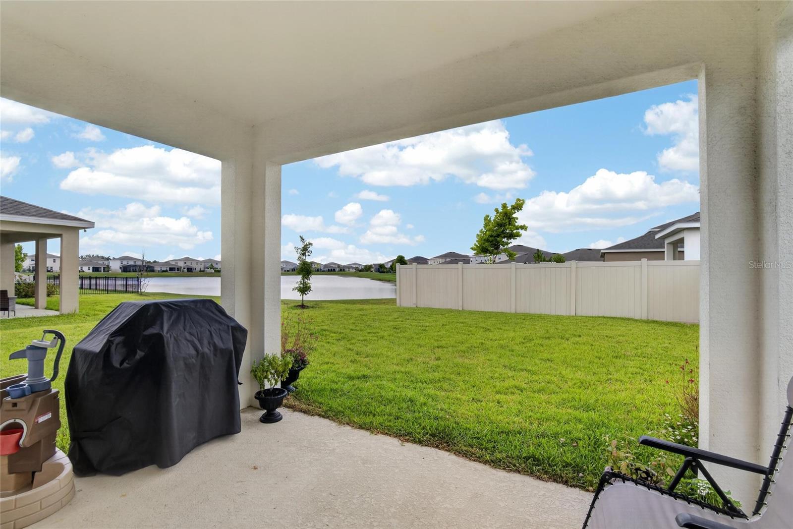 5633 HAWKS CAY ST — photo 42
