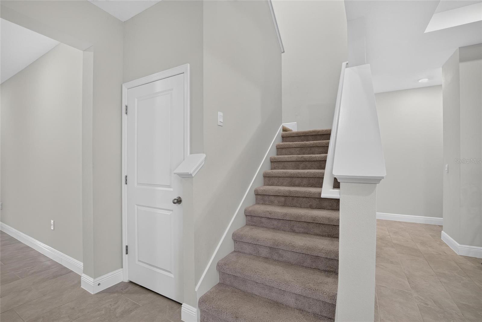 5633 HAWKS CAY ST — photo 17