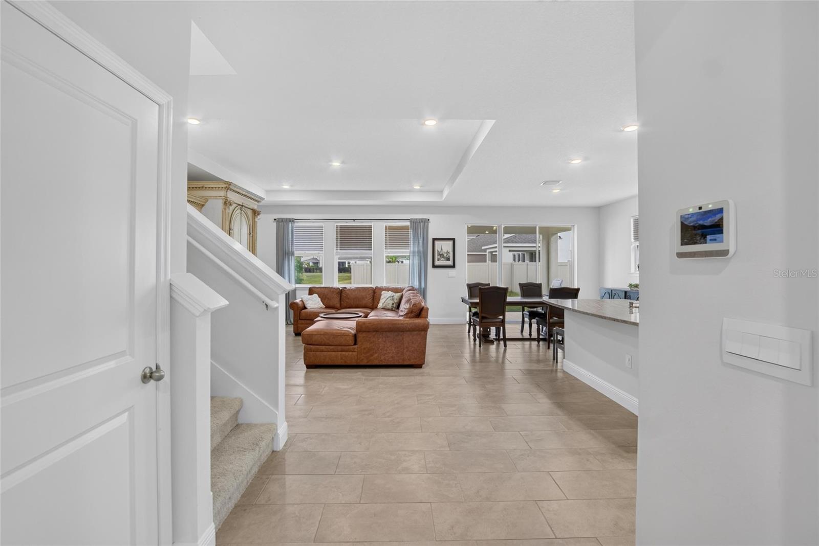 5633 HAWKS CAY ST — photo 8