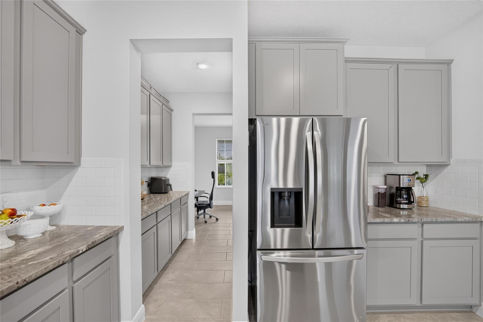 5633 HAWKS CAY ST — photo 15