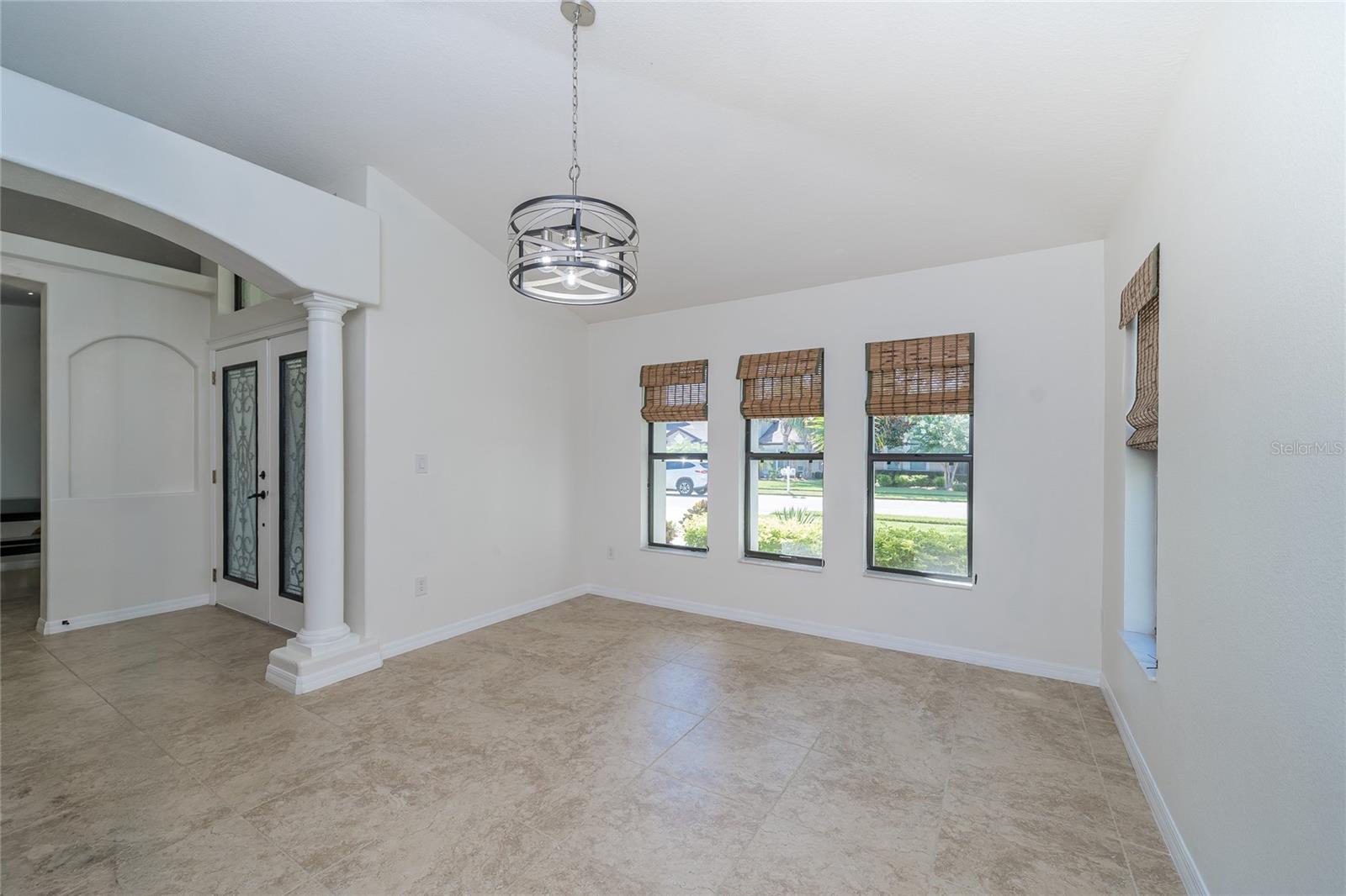 4907 POINTE O WOODS DR — photo 10