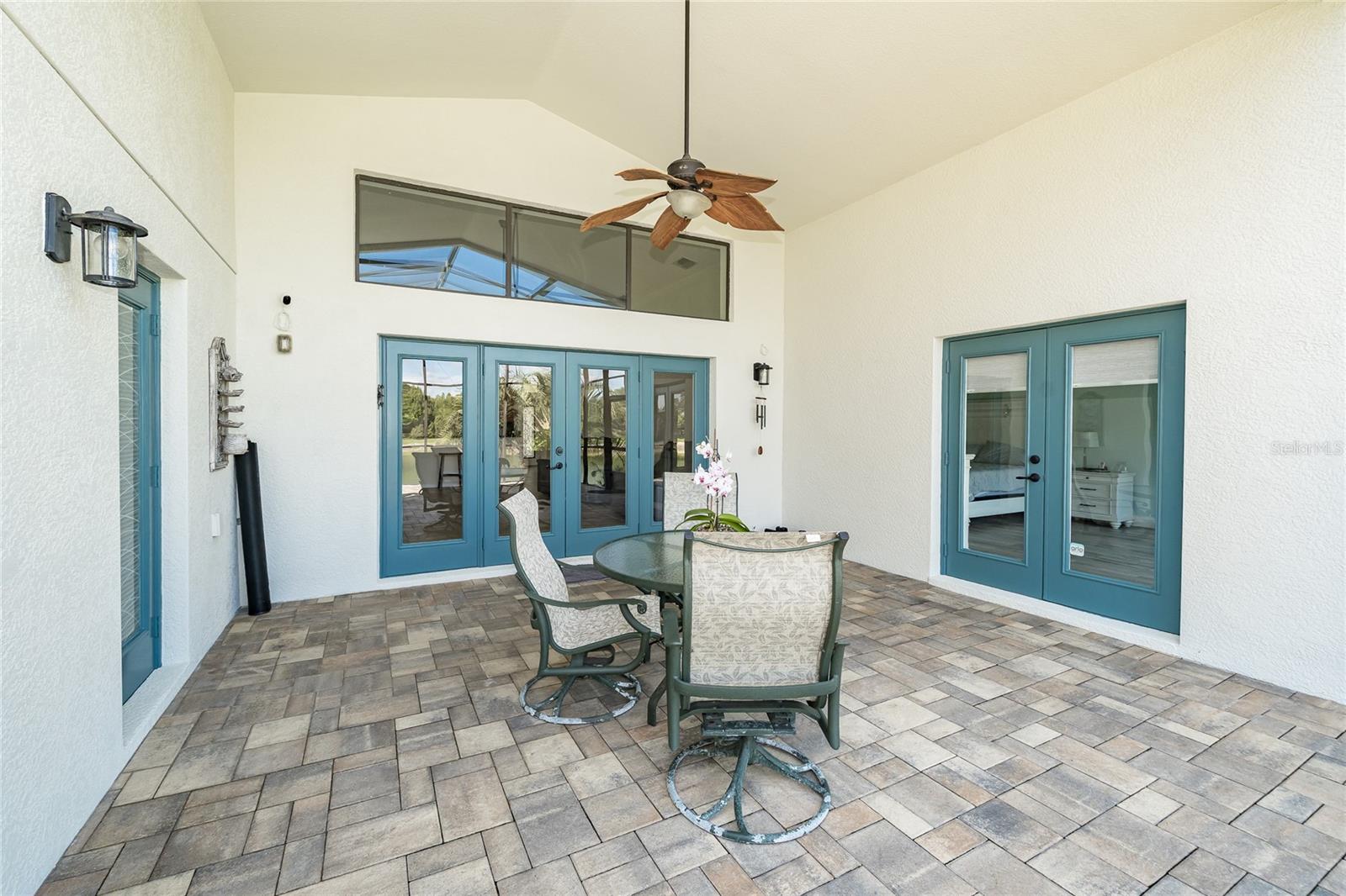 4907 POINTE O WOODS DR — photo 4