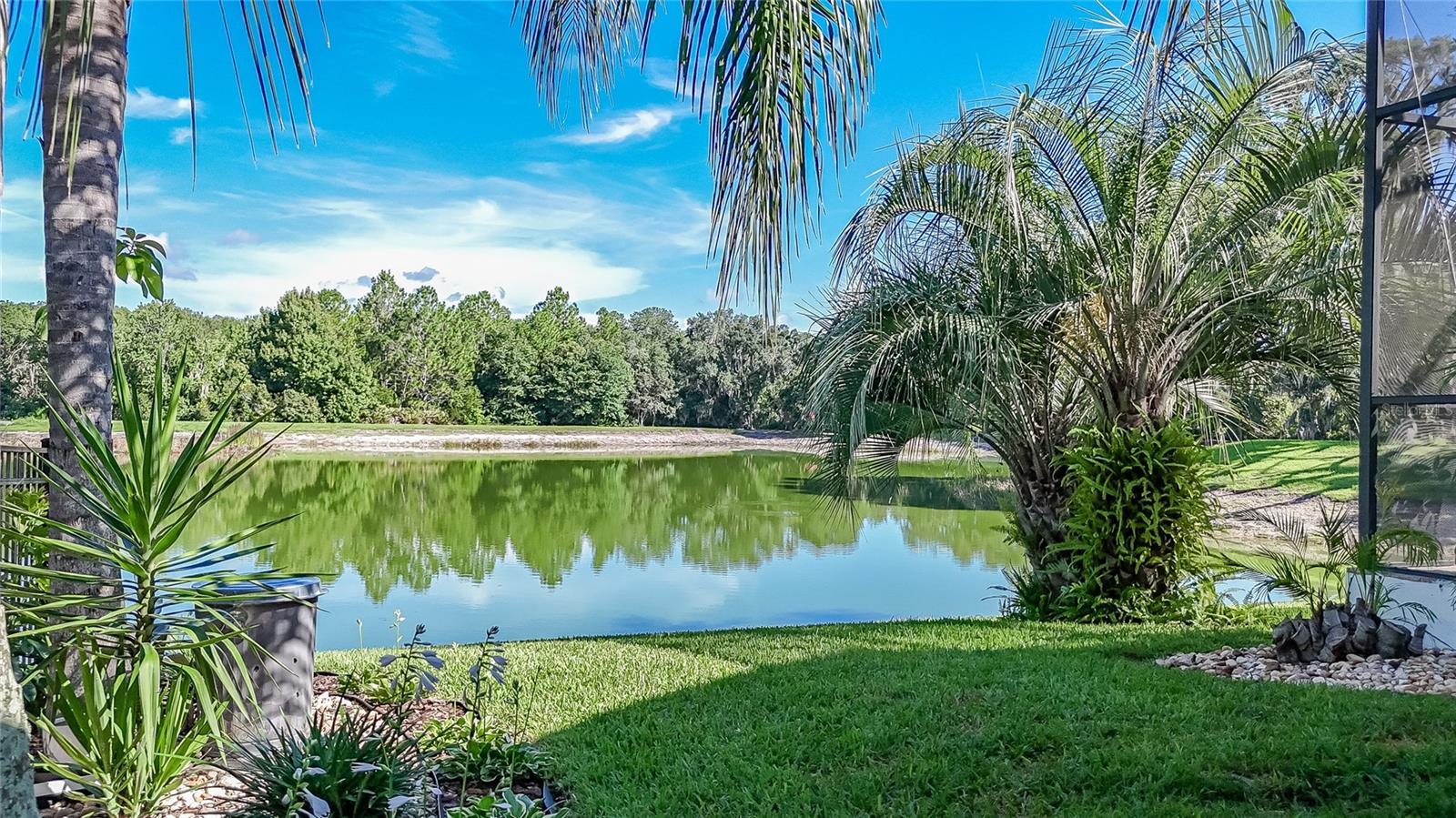 4907 POINTE O WOODS DR — photo 37