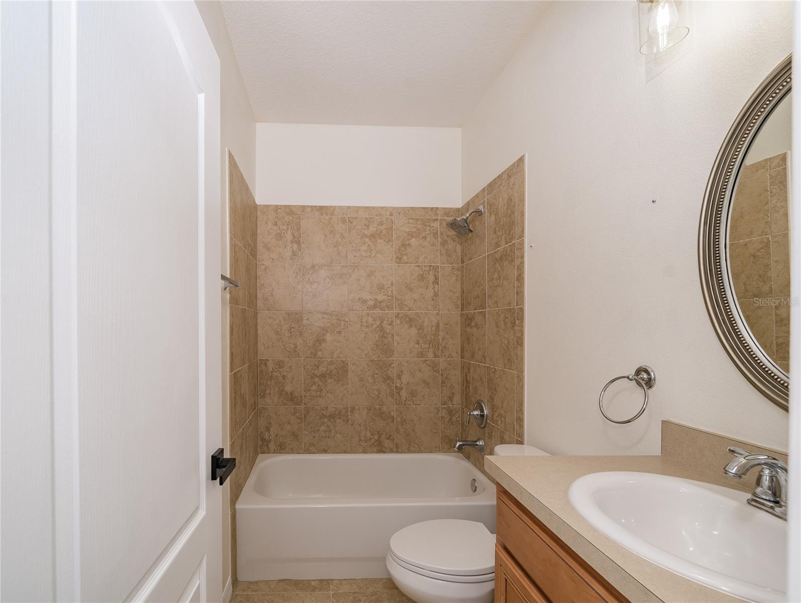 4907 POINTE O WOODS DR — photo 26