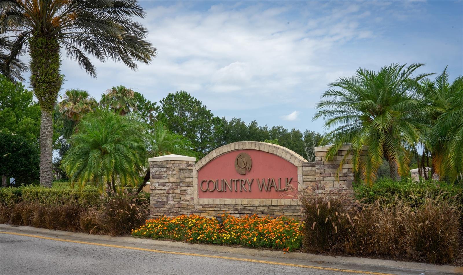 4907 POINTE O WOODS DR — photo 32