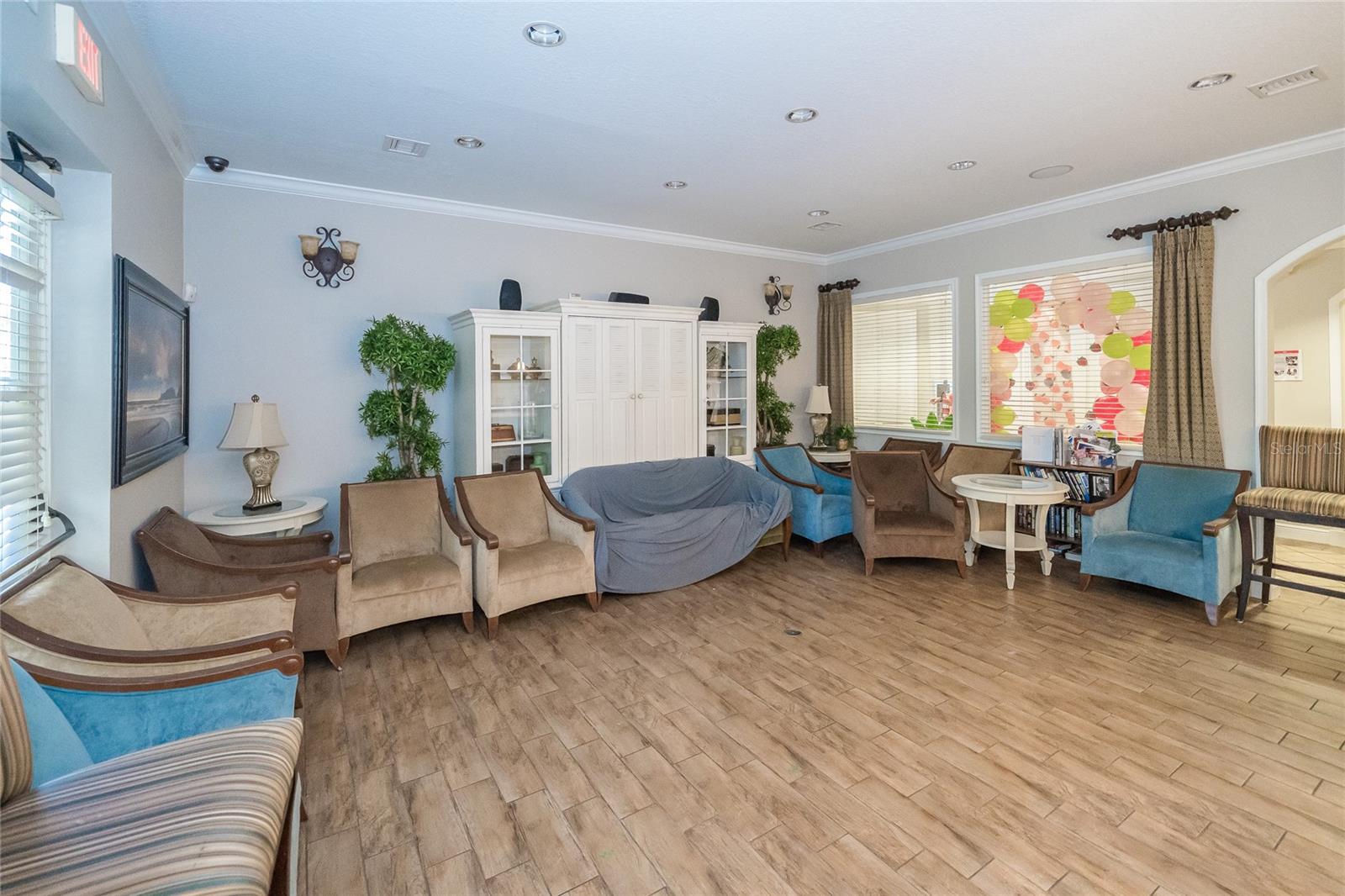 4907 POINTE O WOODS DR — photo 63