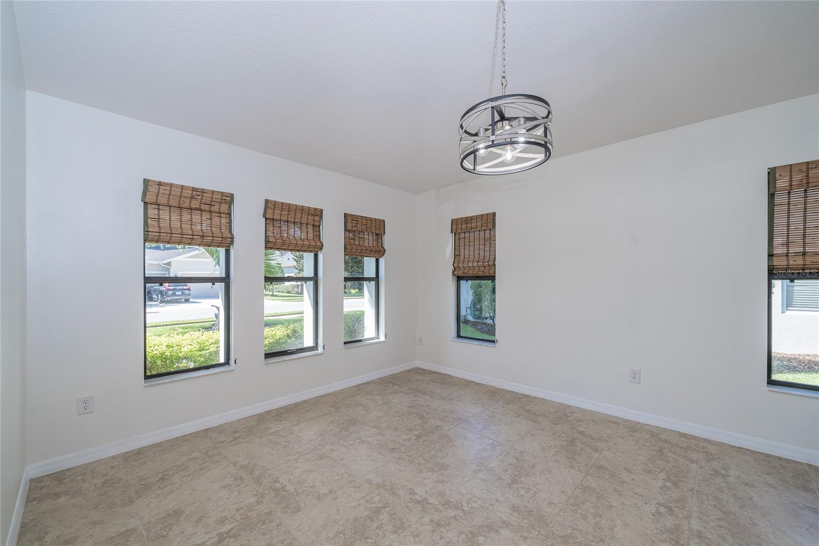 4907 POINTE O WOODS DR — photo 43