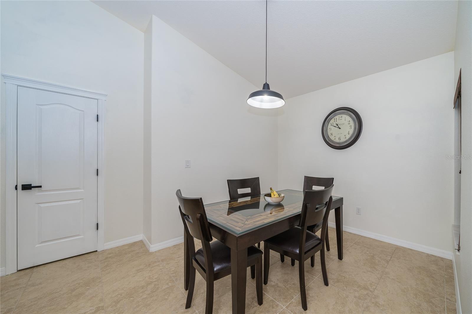 4907 POINTE O WOODS DR — photo 47