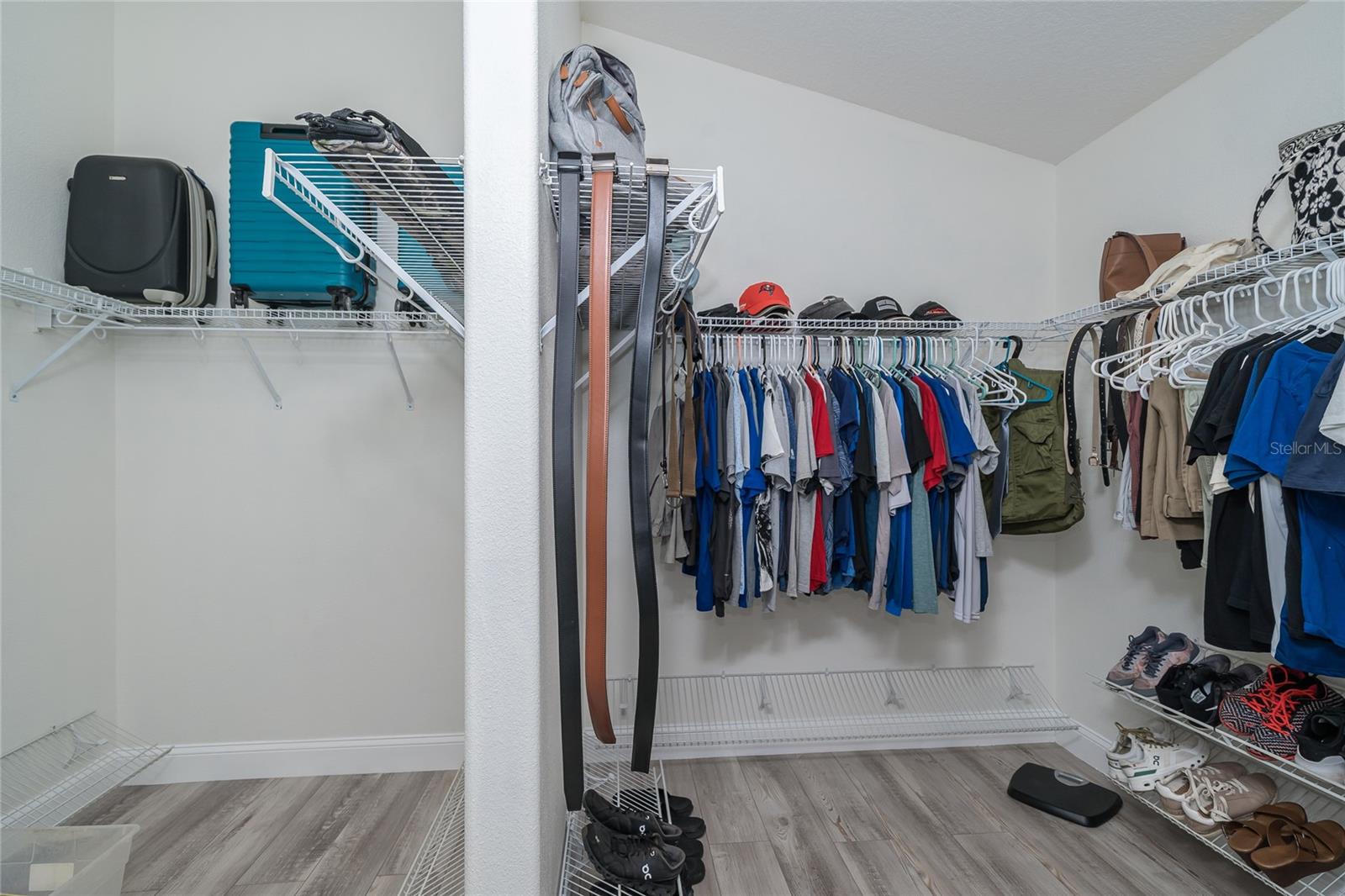 4907 POINTE O WOODS DR — photo 54