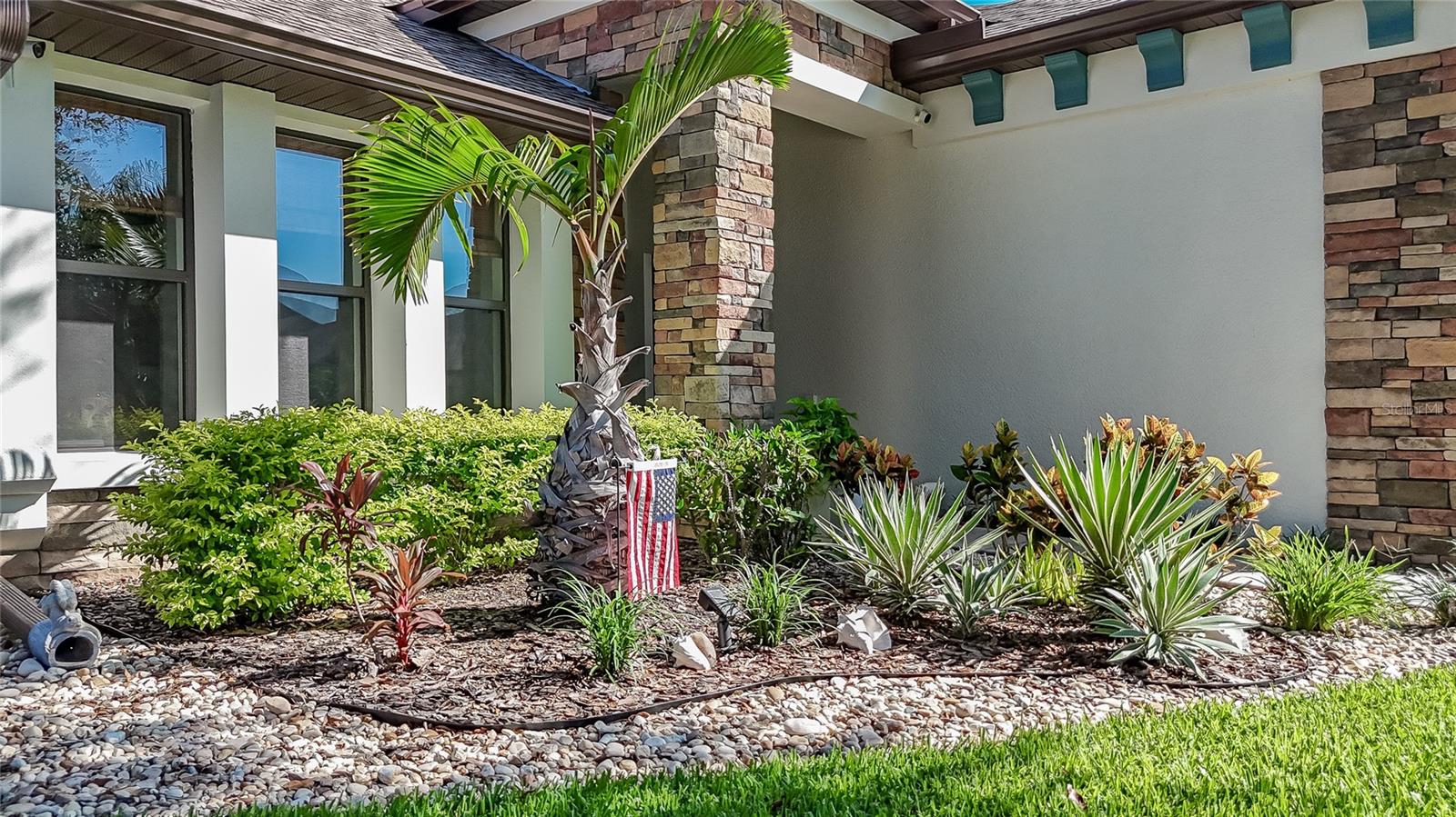 4907 POINTE O WOODS DR — photo 42