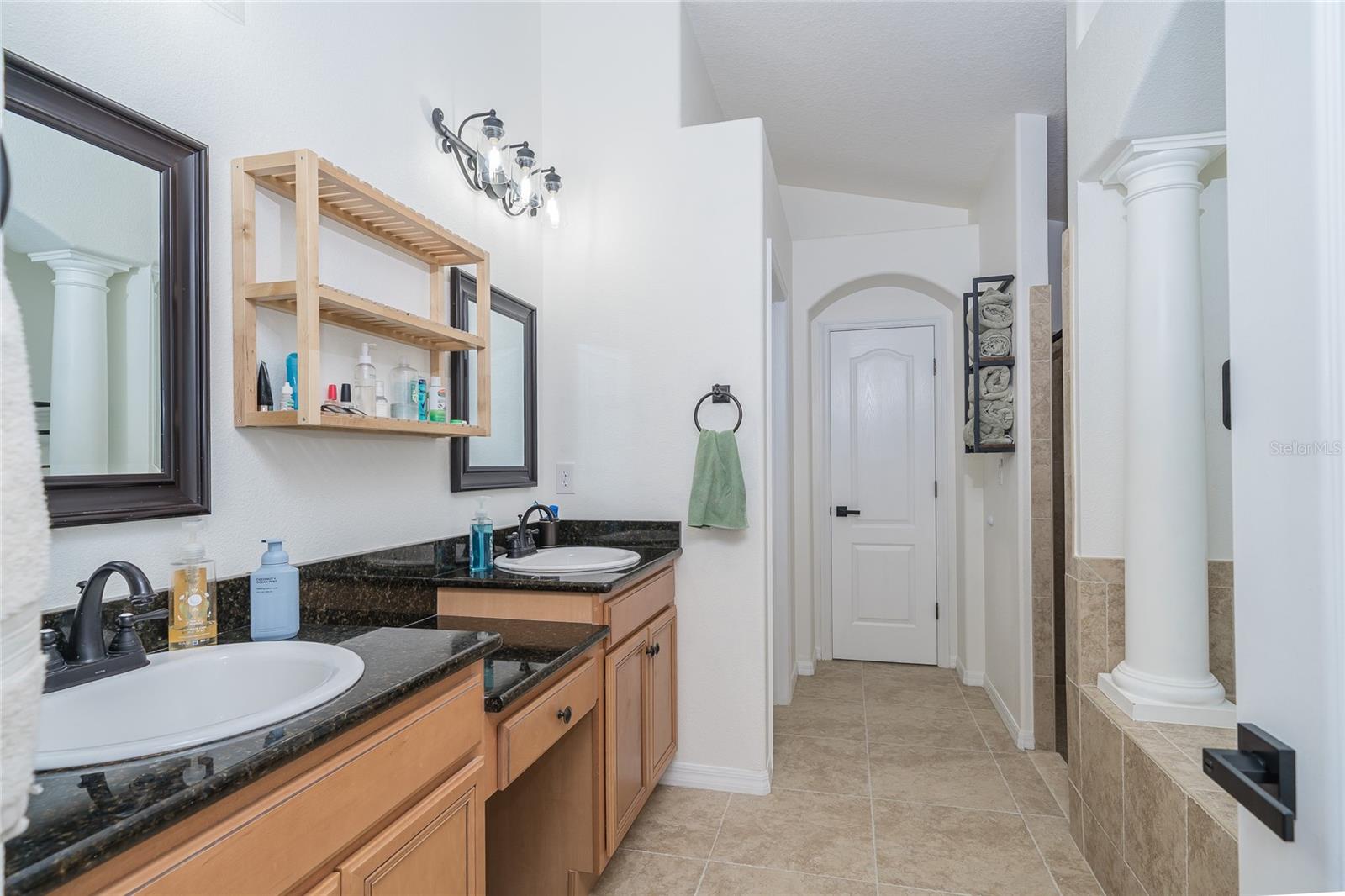 4907 POINTE O WOODS DR — photo 19