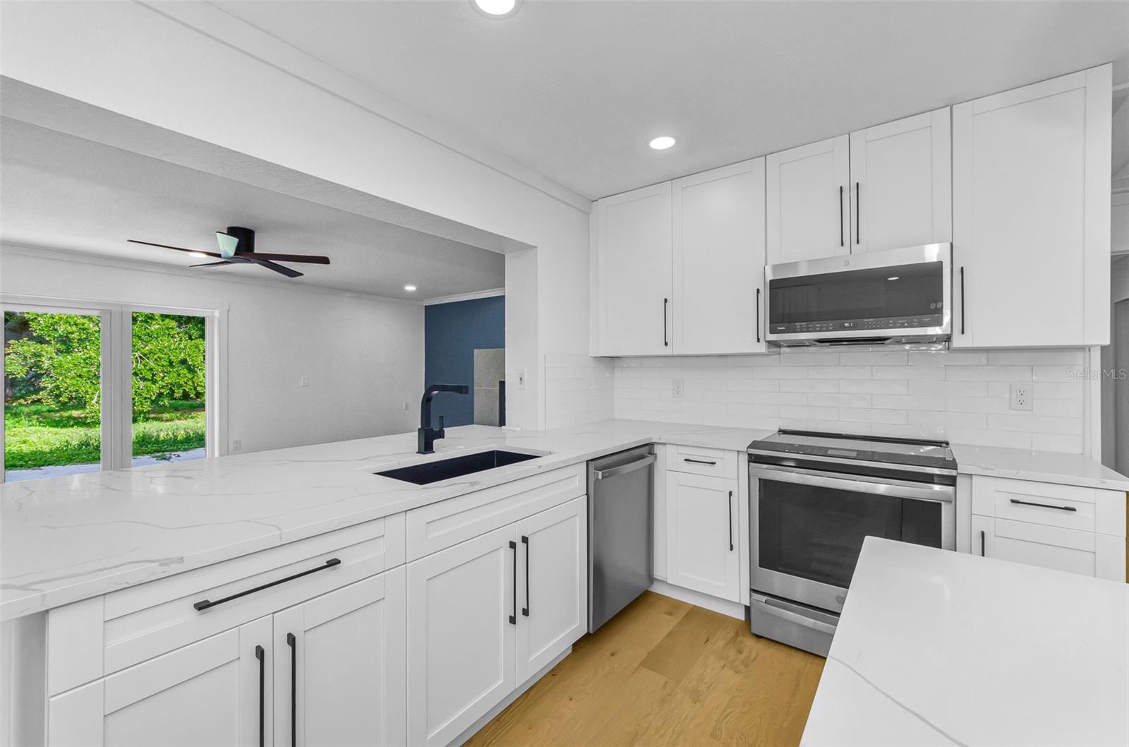 850 RAFAEL BLVD NE — photo 12