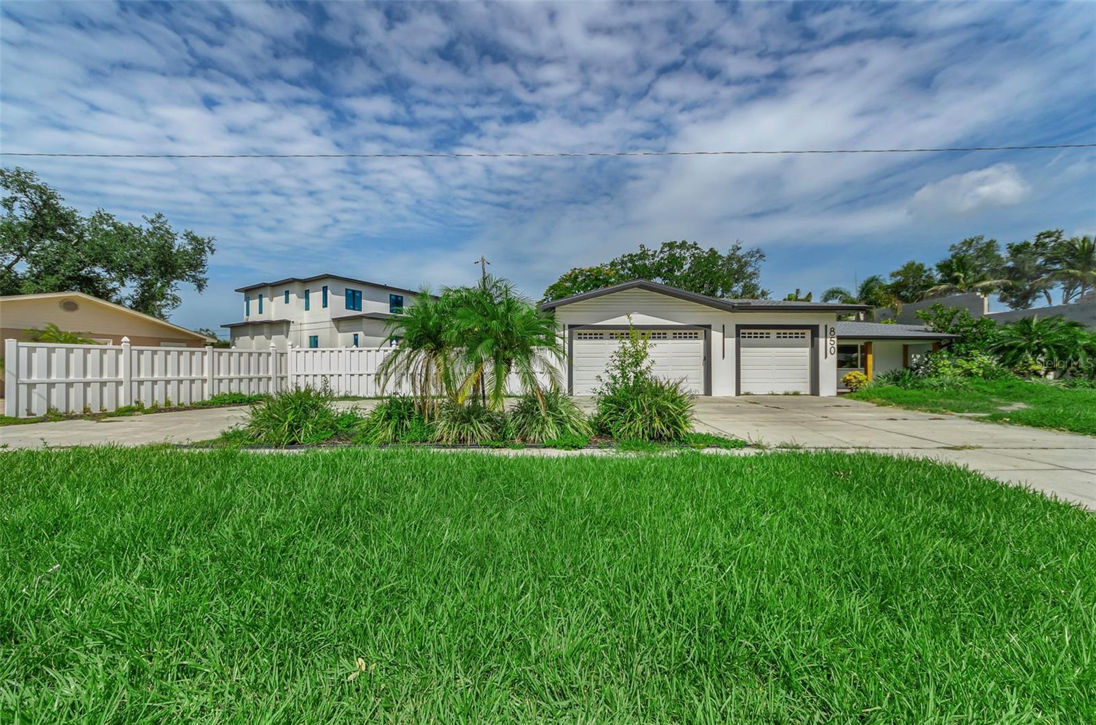 850 RAFAEL BLVD NE — photo 3