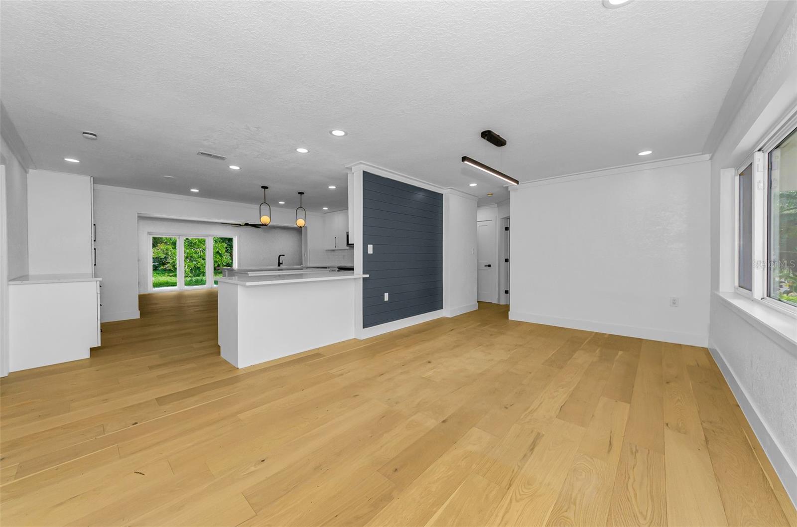 850 RAFAEL BLVD NE — photo 8