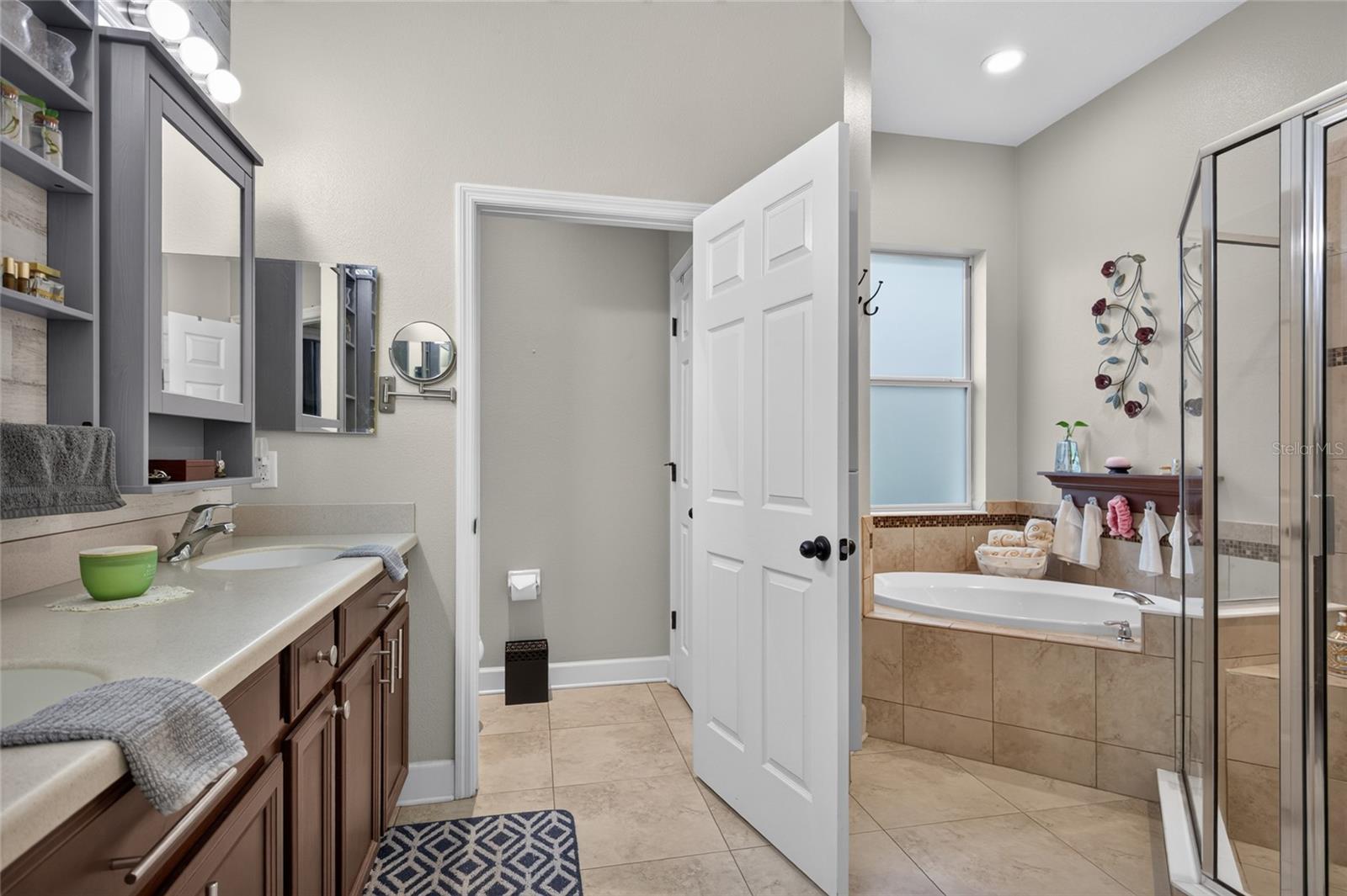 6144 CLIFF HOUSE LN — photo 31