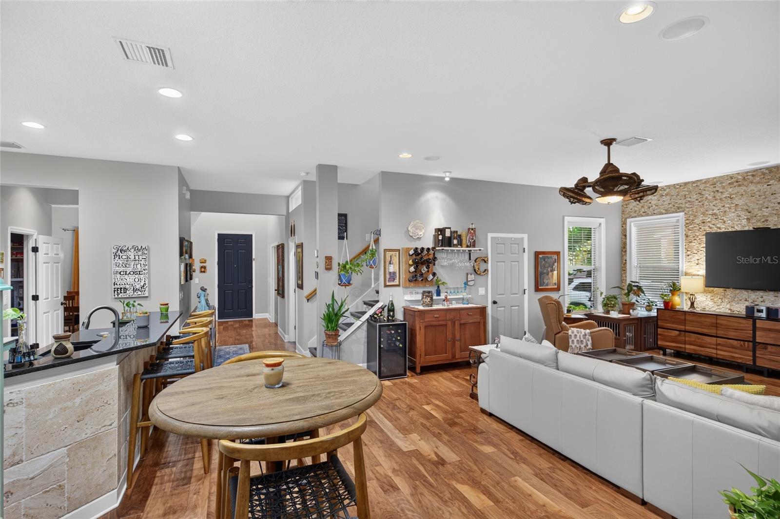 6144 CLIFF HOUSE LN — photo 18