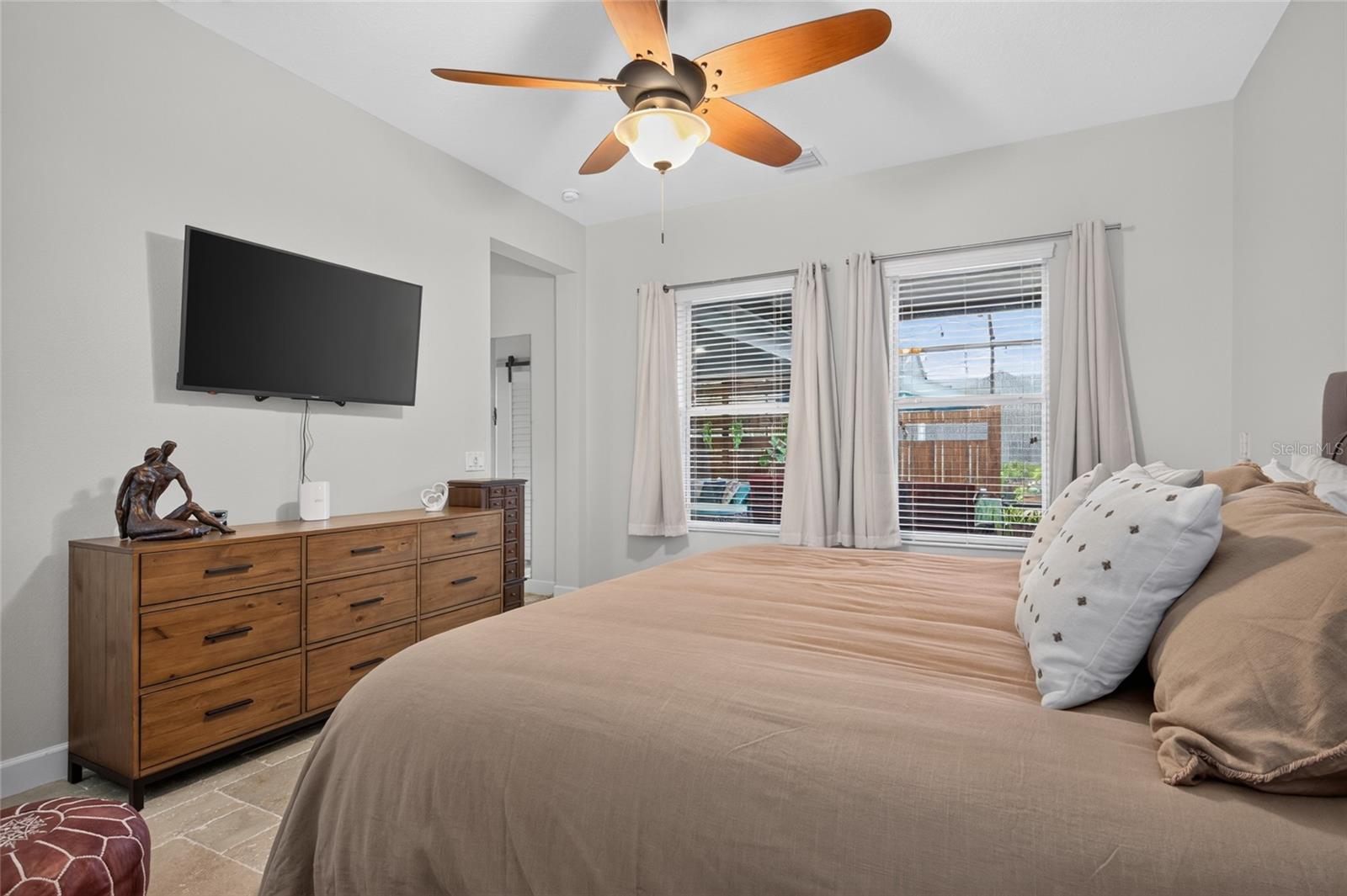6144 CLIFF HOUSE LN — photo 29