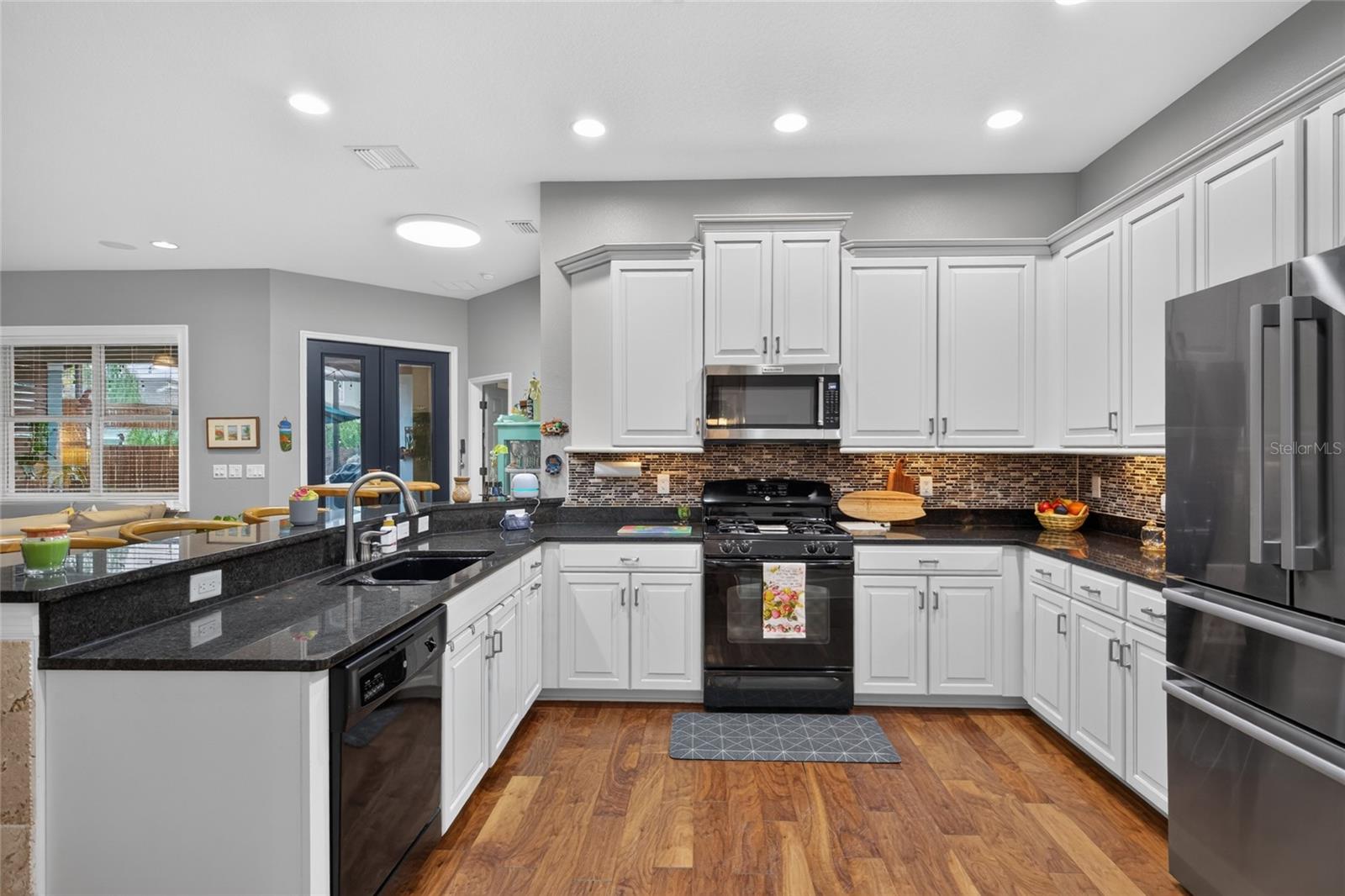 6144 CLIFF HOUSE LN — photo 20