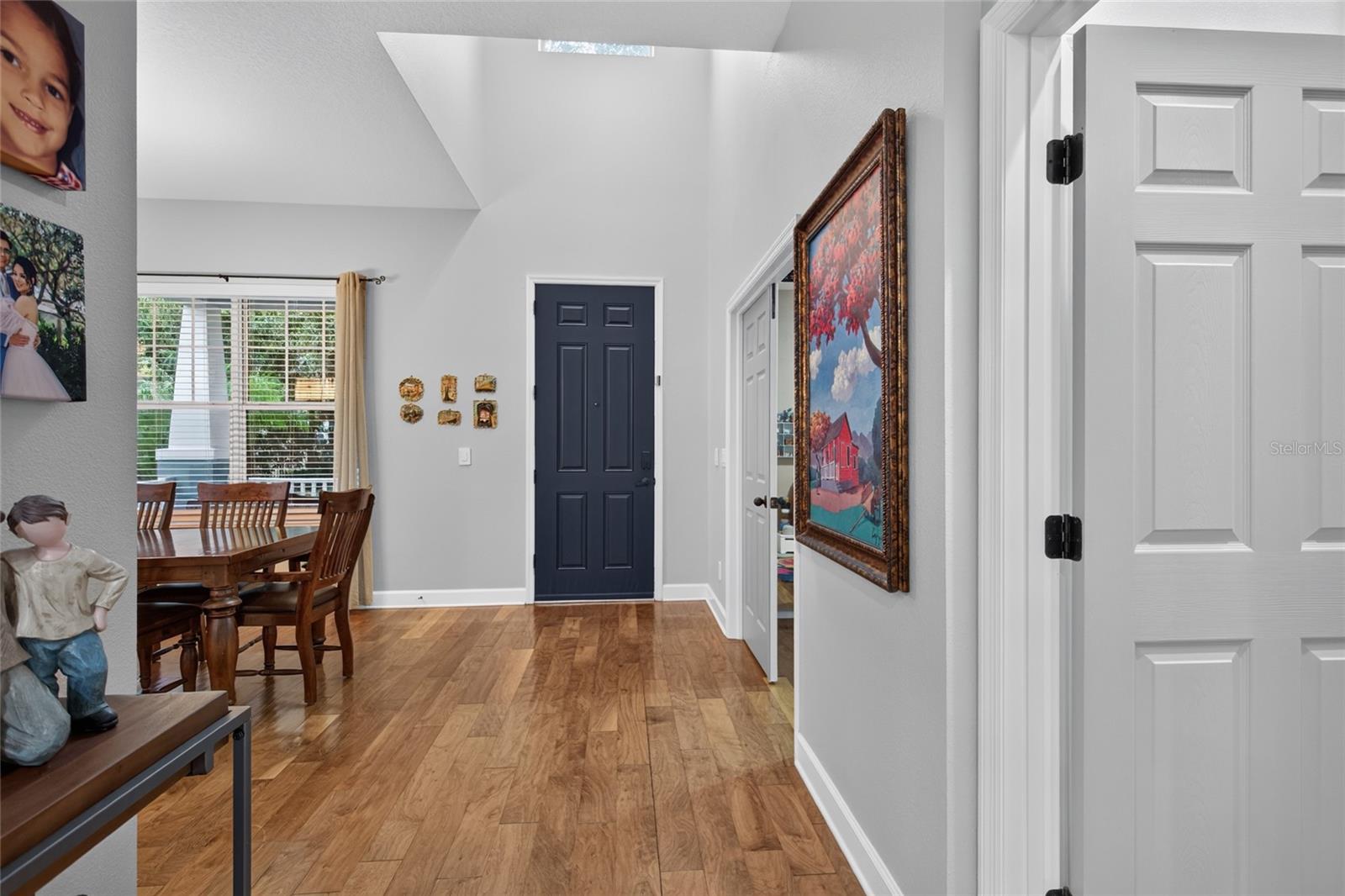 6144 CLIFF HOUSE LN — photo 8