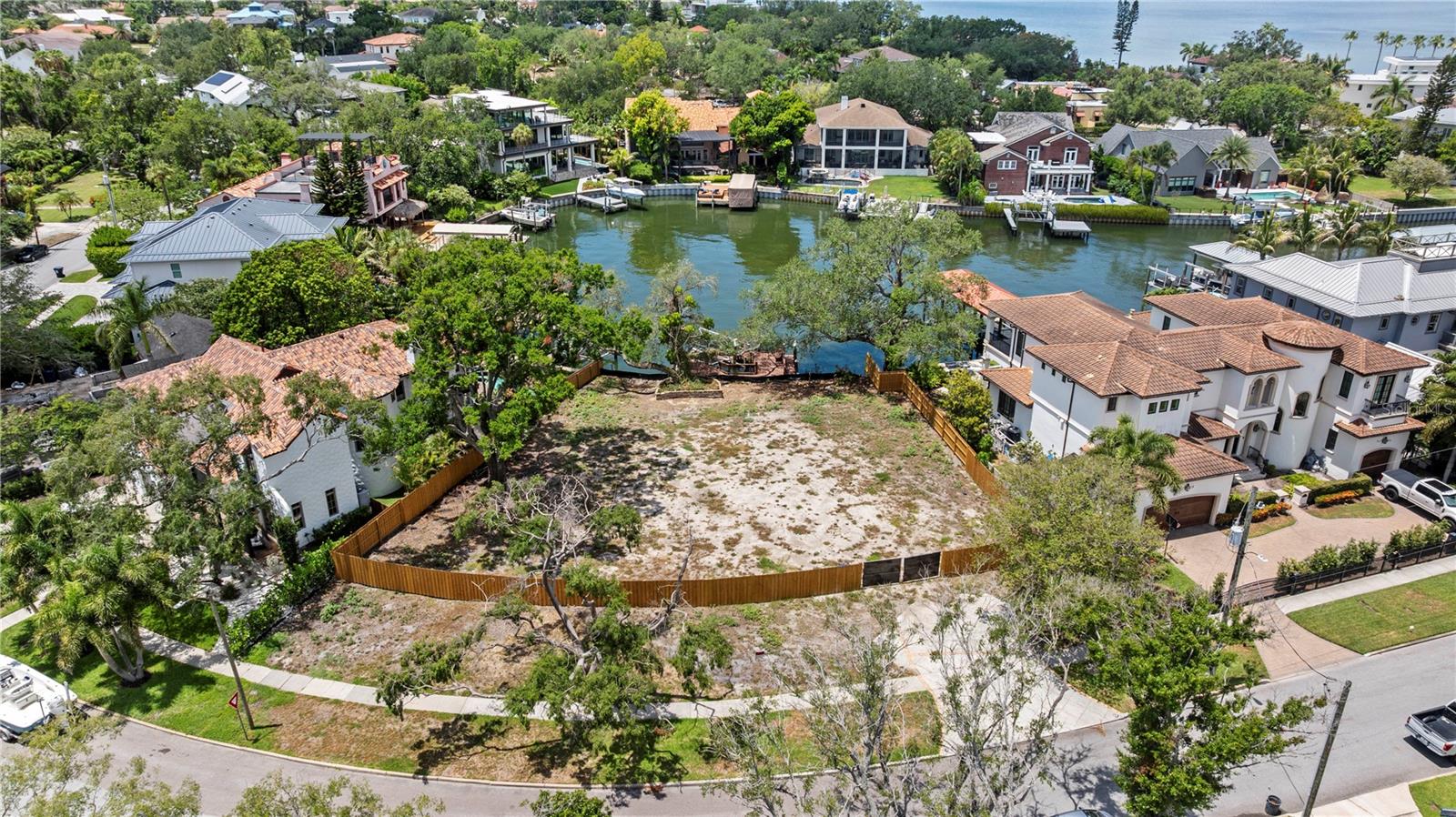 86 BAHAMA CIR — photo 11