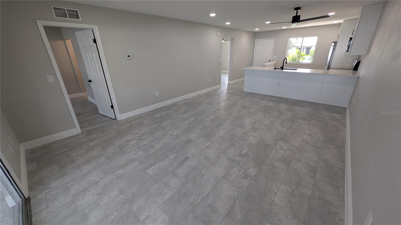 2888 BANCROFT CIR E #5B — photo 9