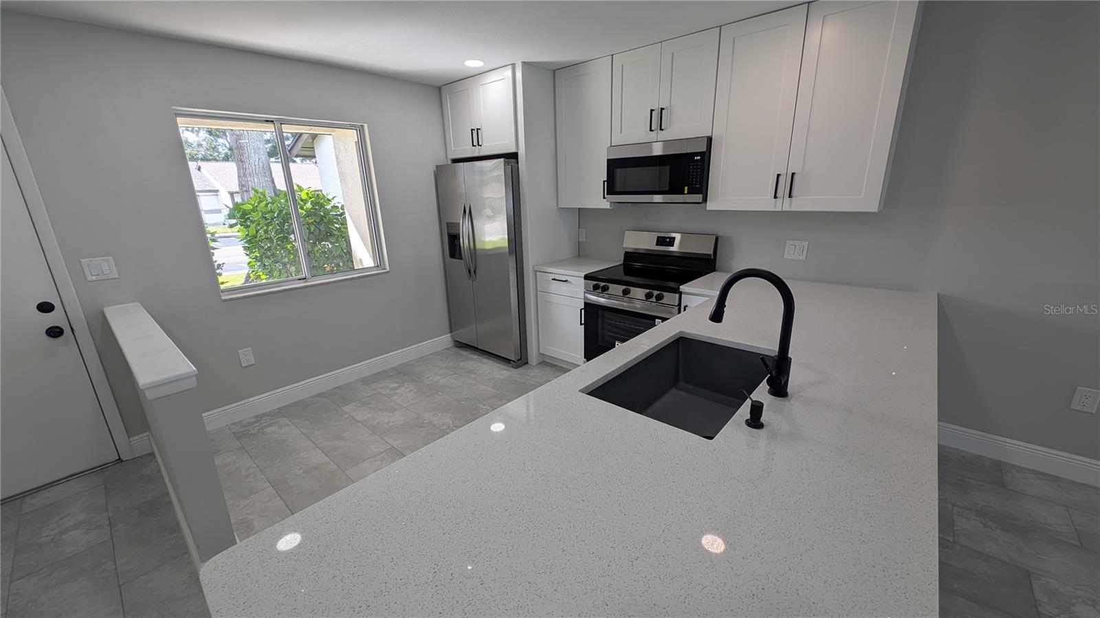 2888 BANCROFT CIR E #5B — photo 6
