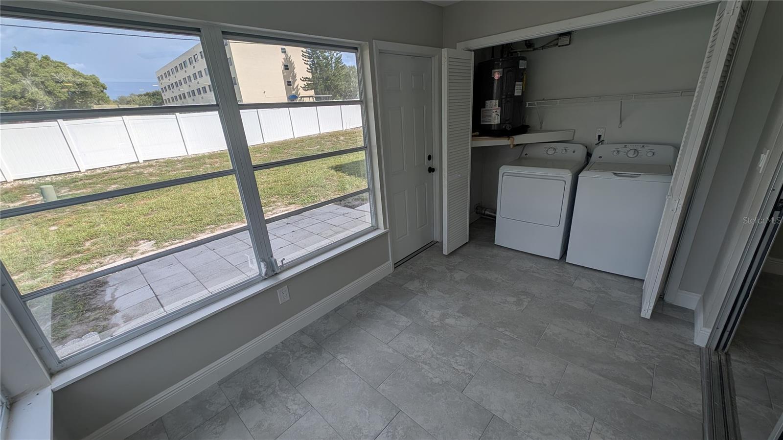 2888 BANCROFT CIR E #5B — photo 12