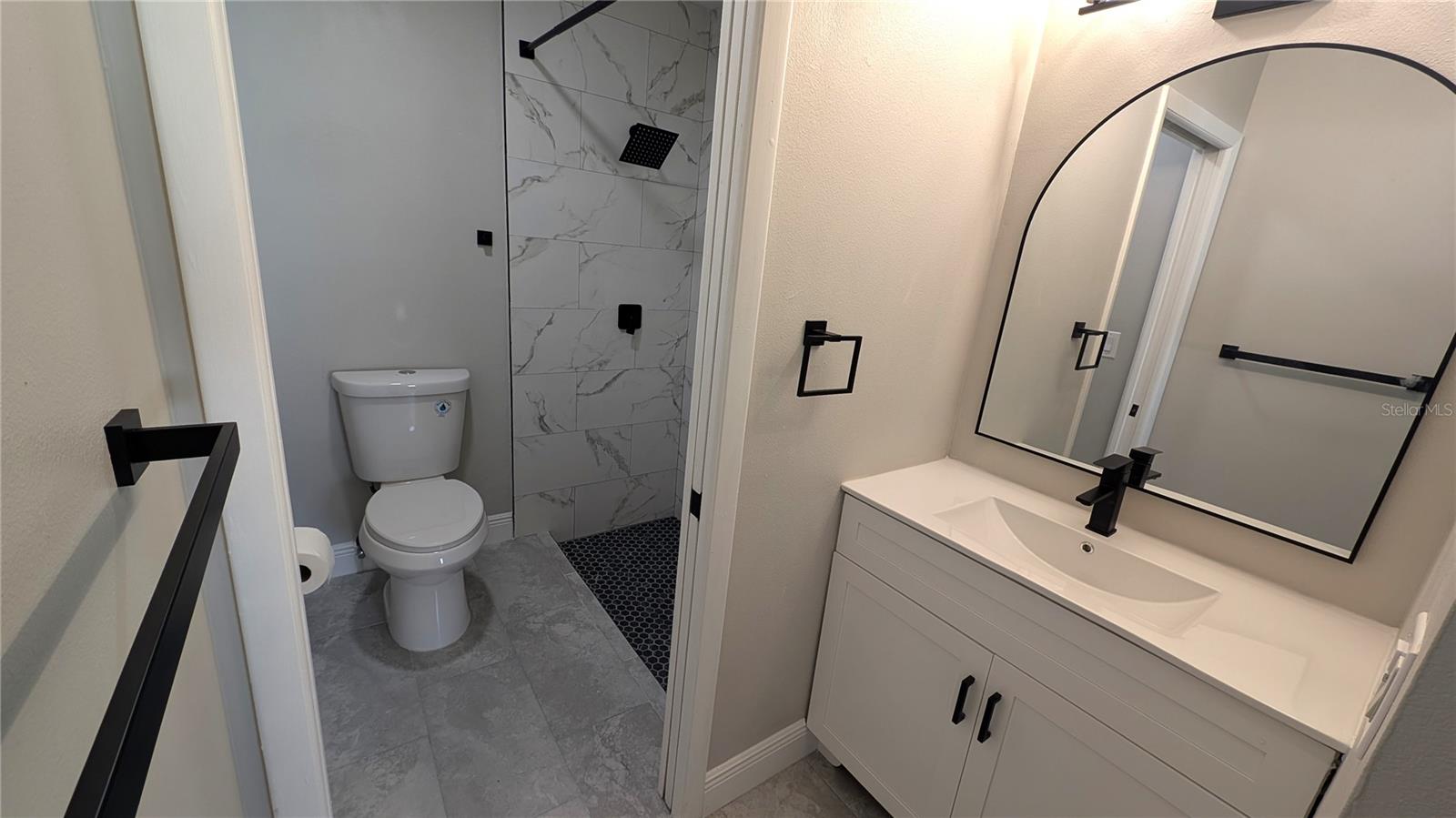 2888 BANCROFT CIR E #5B — photo 18