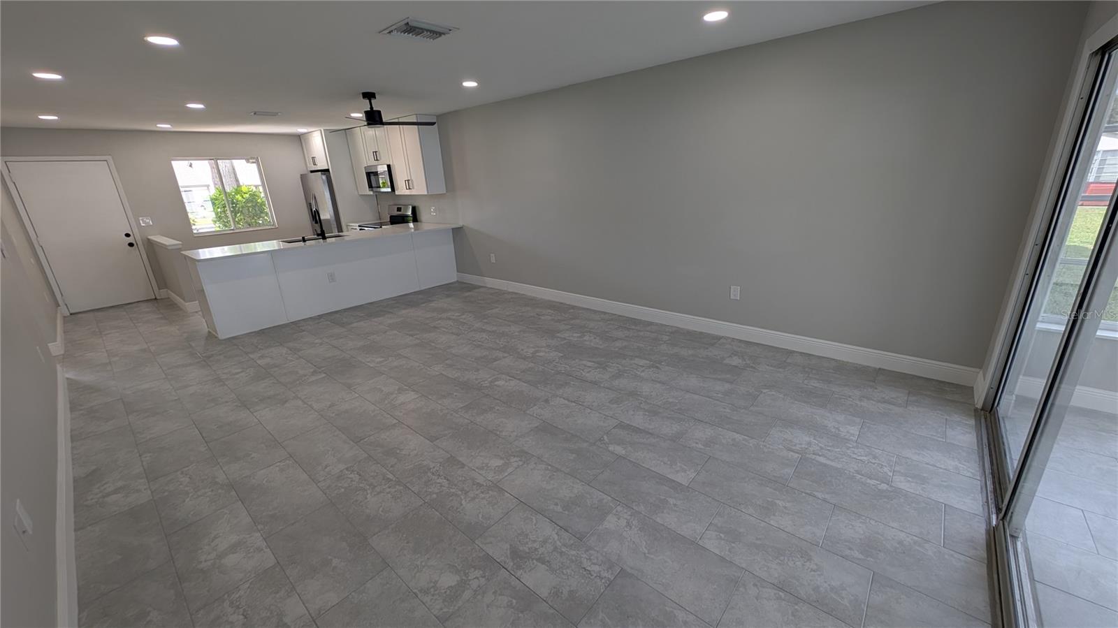 2888 BANCROFT CIR E #5B — photo 10