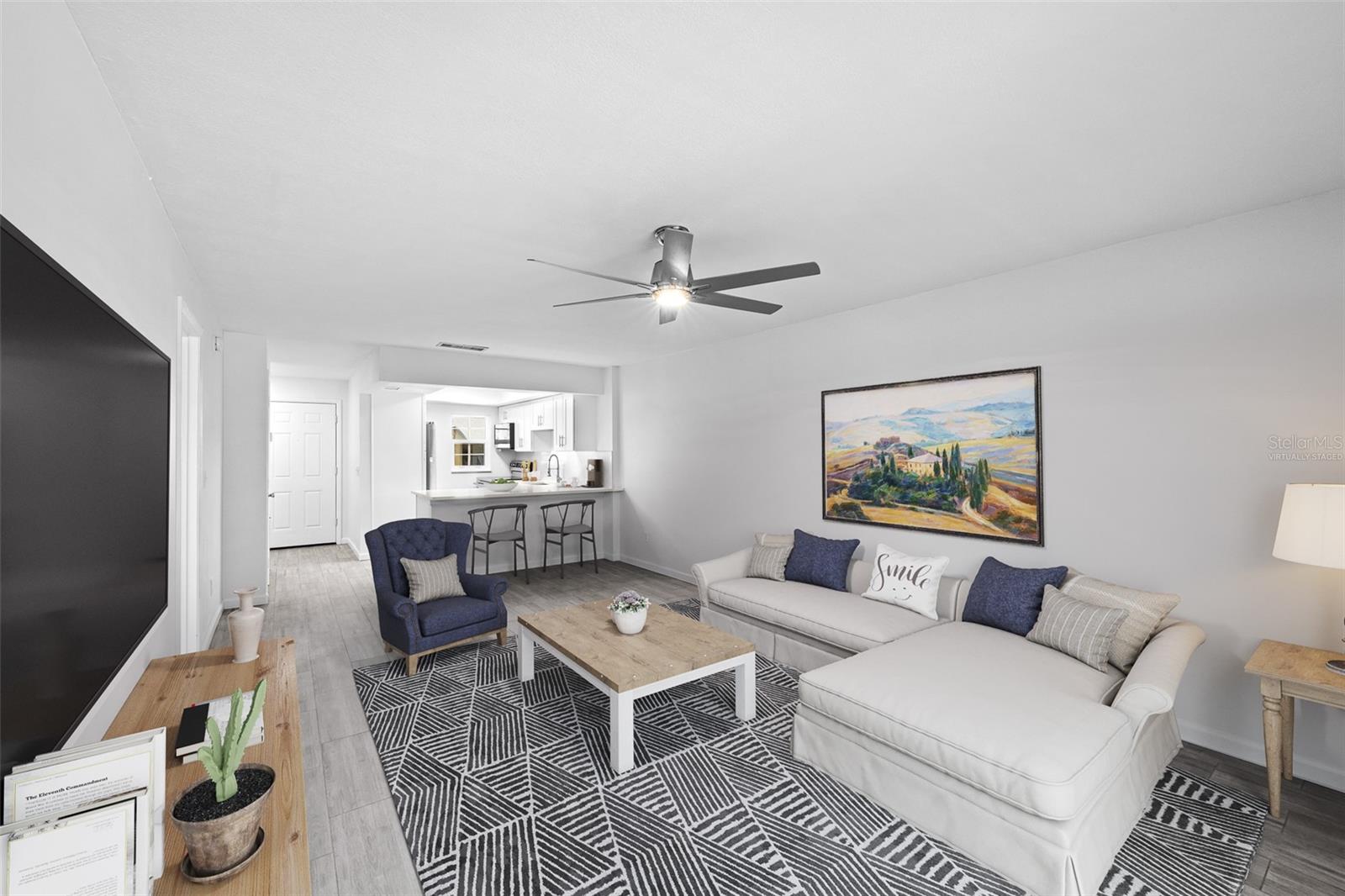 3812 N OAK DR #M72 — photo 4
