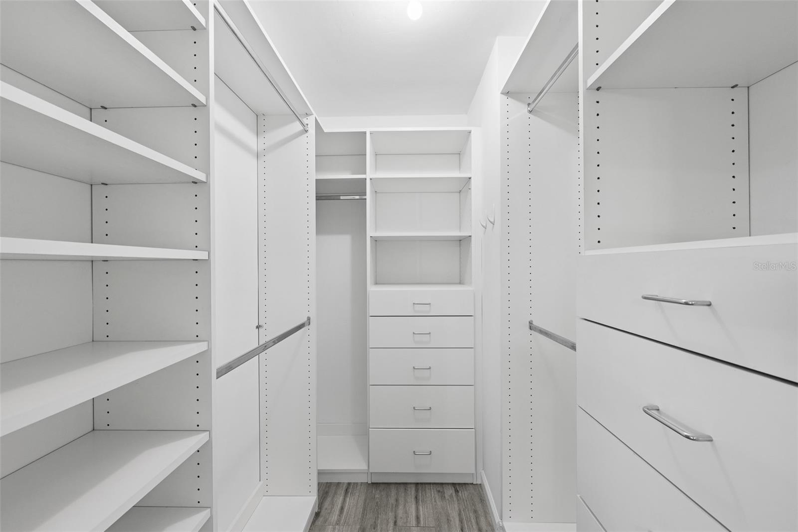 3812 N OAK DR #M72 — photo 14