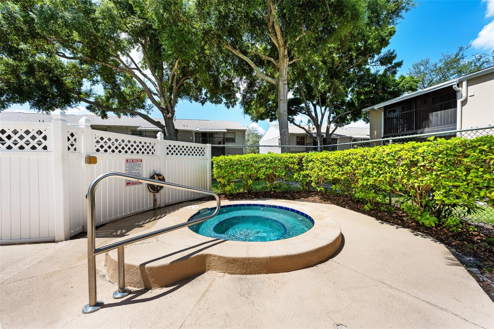 3812 N OAK DR #M72 — photo 20