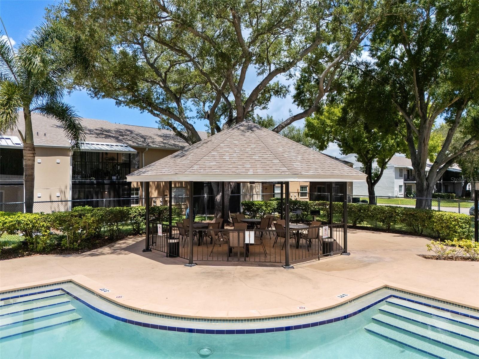 3812 N OAK DR #M72 — photo 21