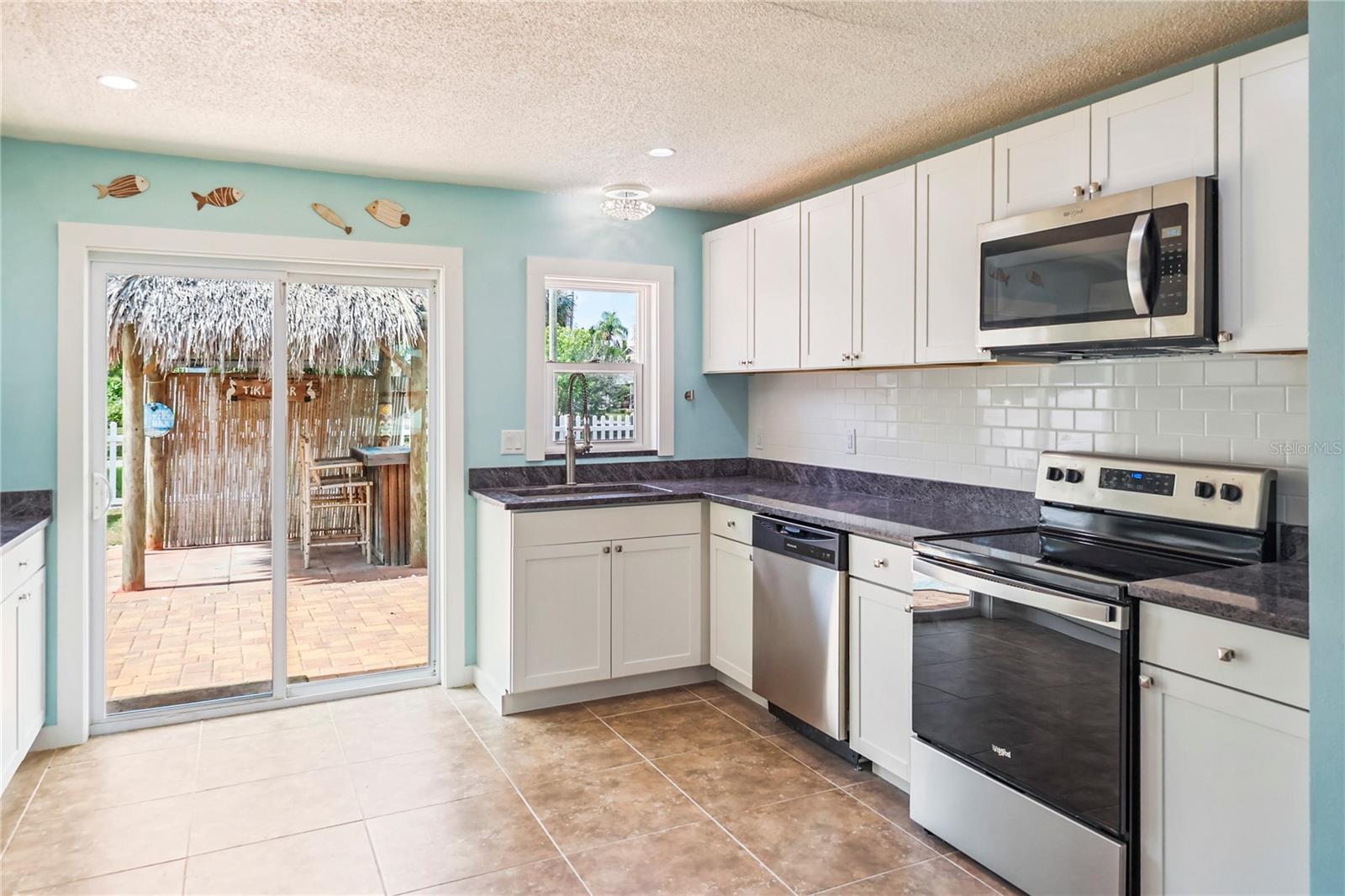 6814 DRIFTWOOD DR — photo 4