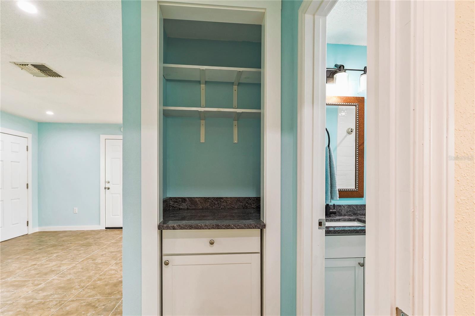 6814 DRIFTWOOD DR — photo 6