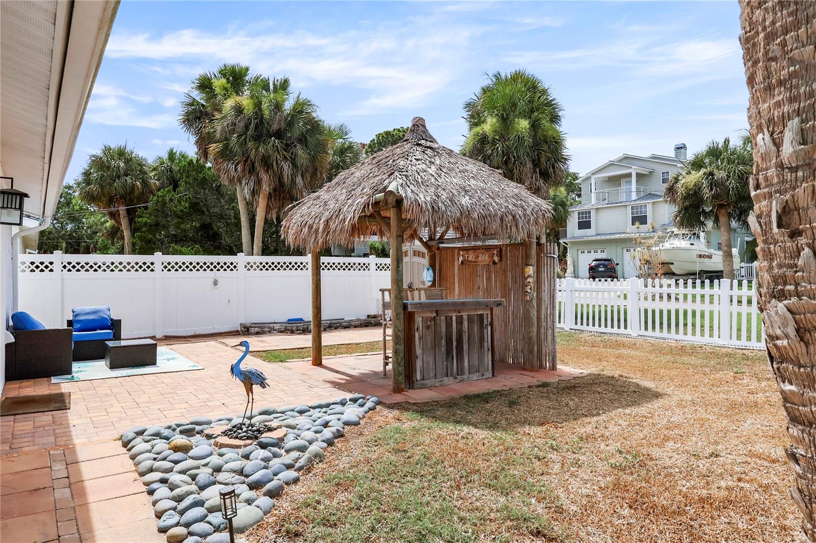 6814 DRIFTWOOD DR — photo 11