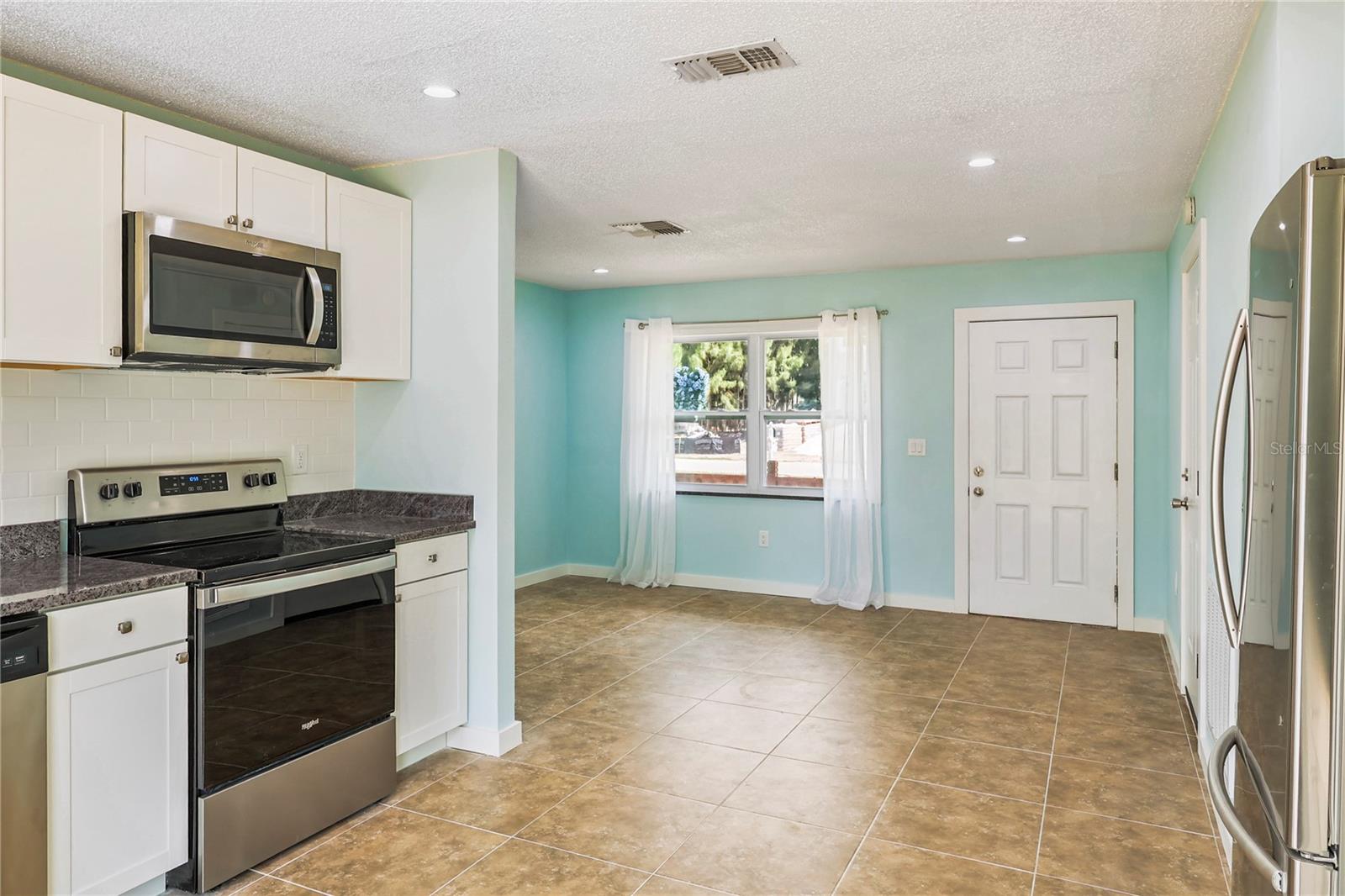6814 DRIFTWOOD DR — photo 5
