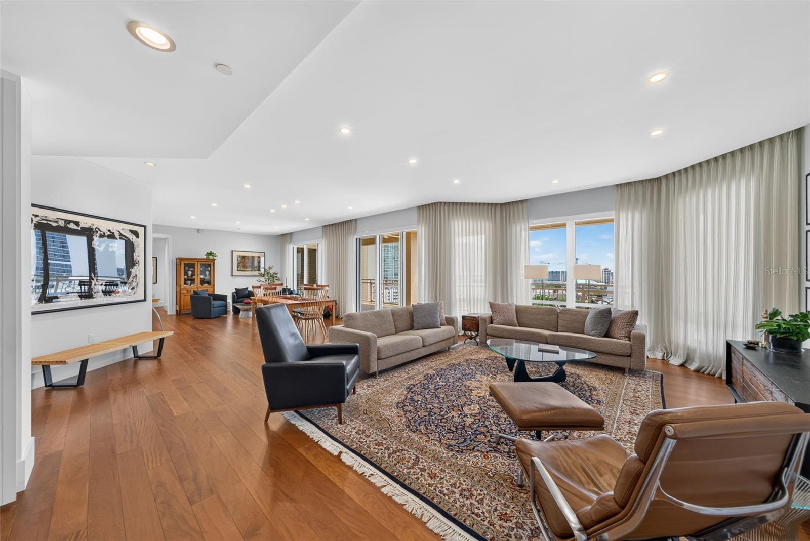 35 WATERGATE DR #1104 — photo 4
