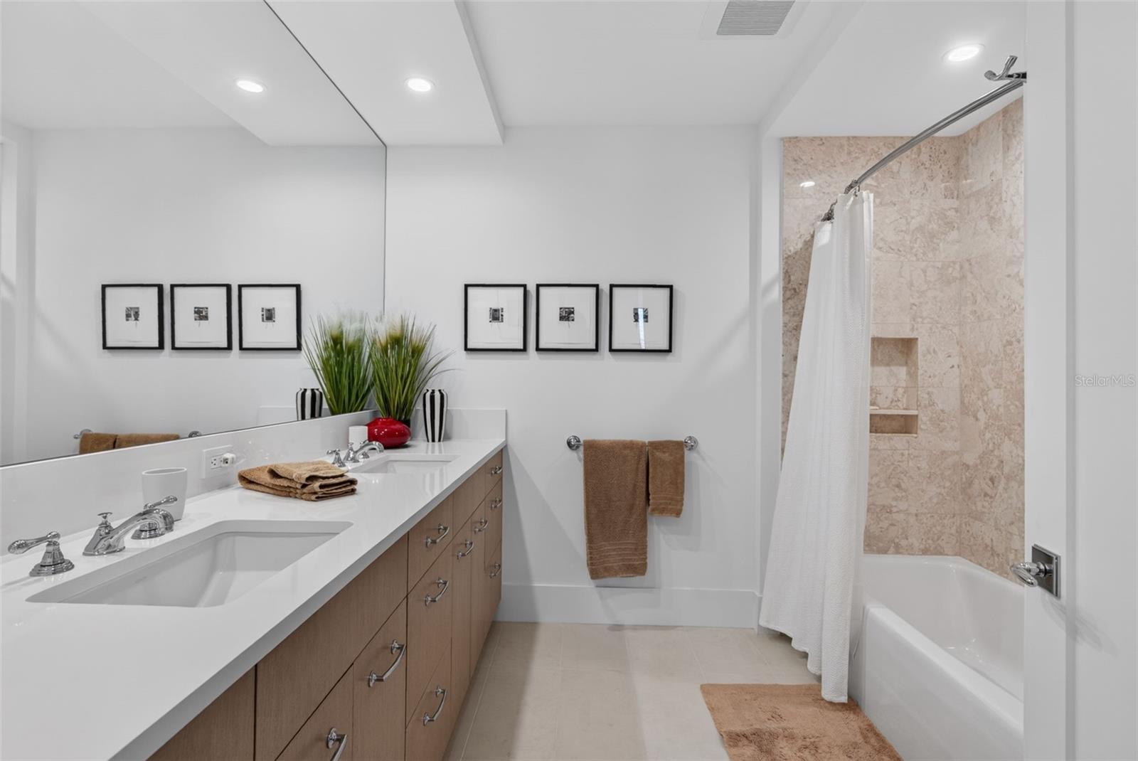 35 WATERGATE DR #1104 — photo 36