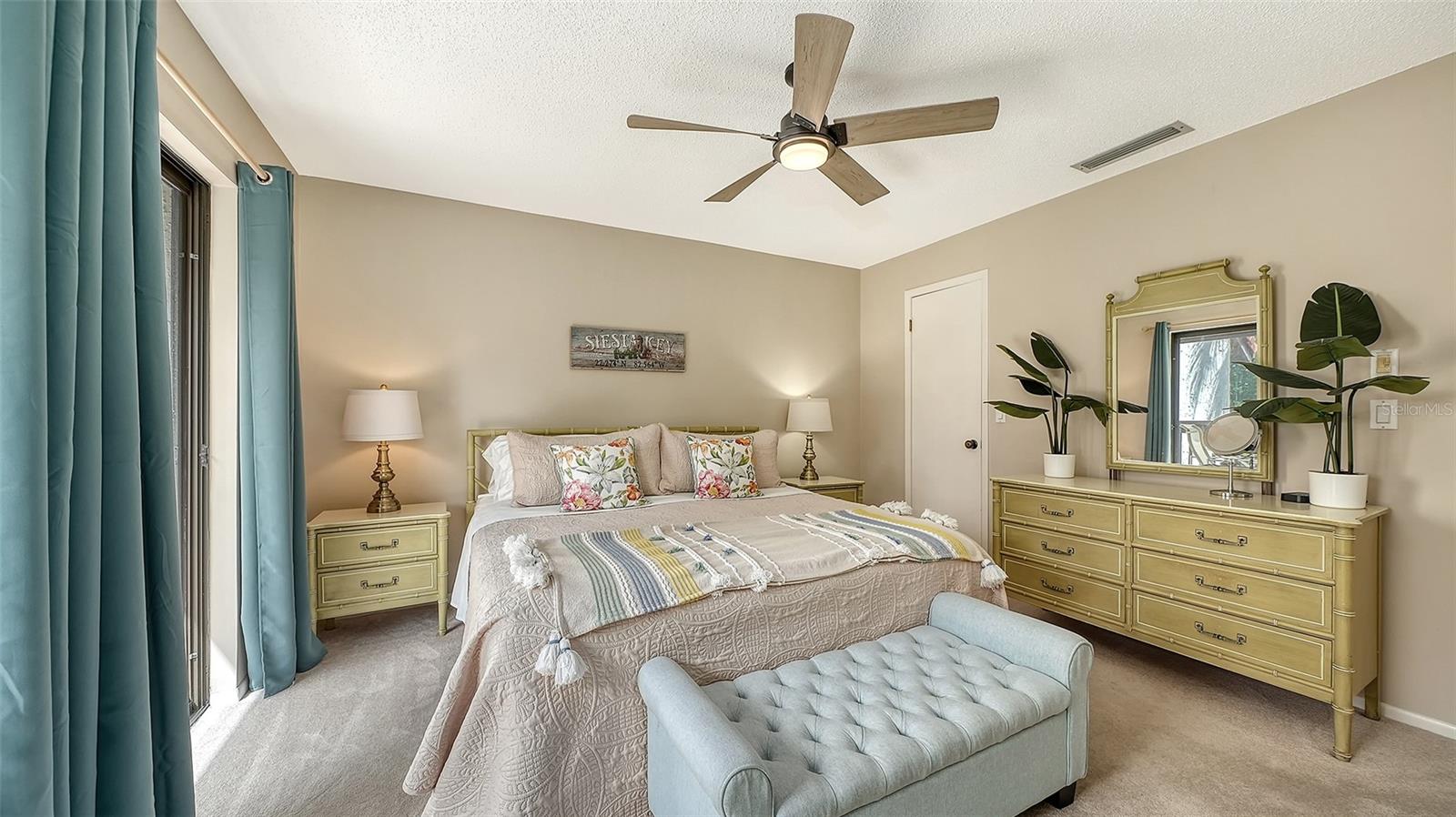1646 STICKNEY POINT RD #101 — photo 39