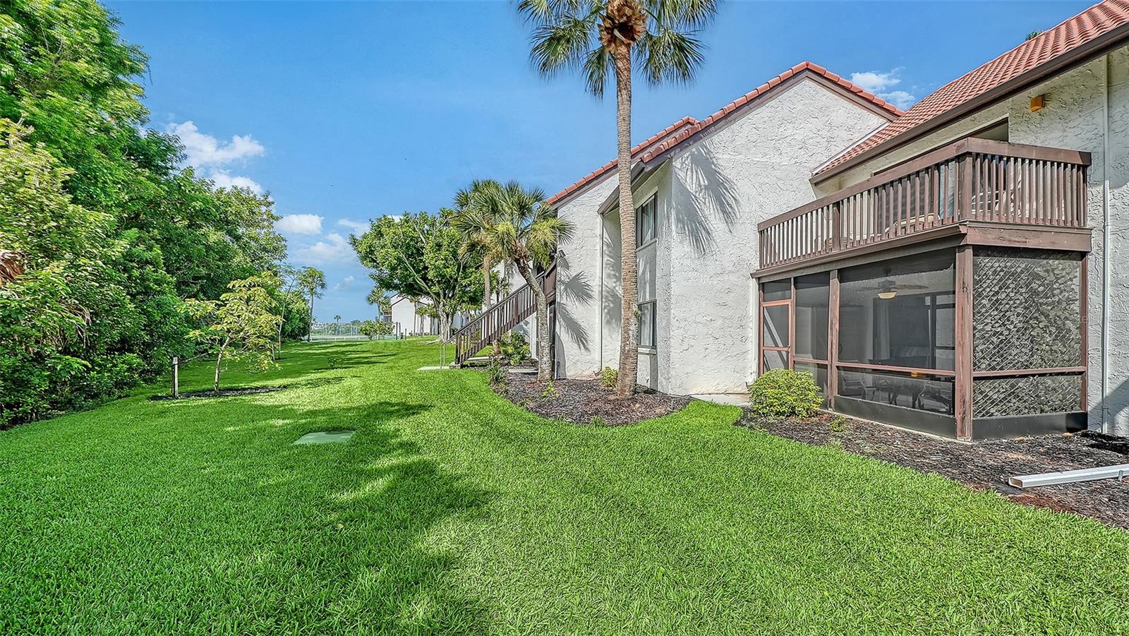 1646 STICKNEY POINT RD #101 — photo 46