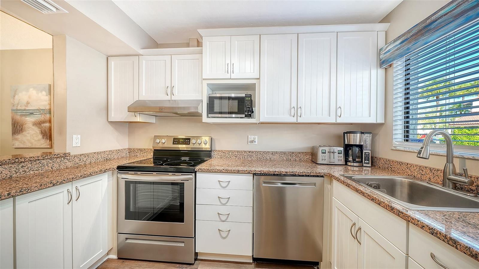 1646 STICKNEY POINT RD #101 — photo 23