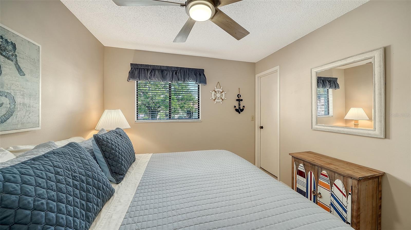 1646 STICKNEY POINT RD #101 — photo 36