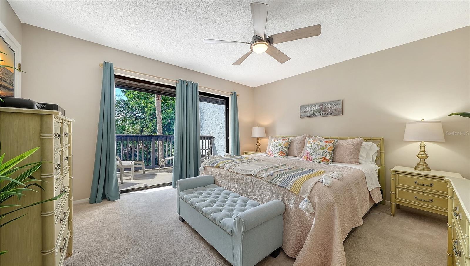 1646 STICKNEY POINT RD #101 — photo 38