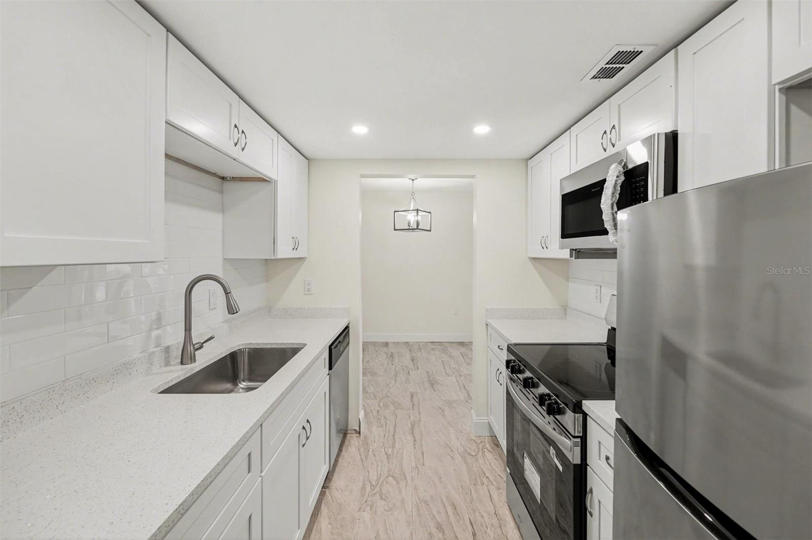 11409 8TH ST N #1507 — photo 3