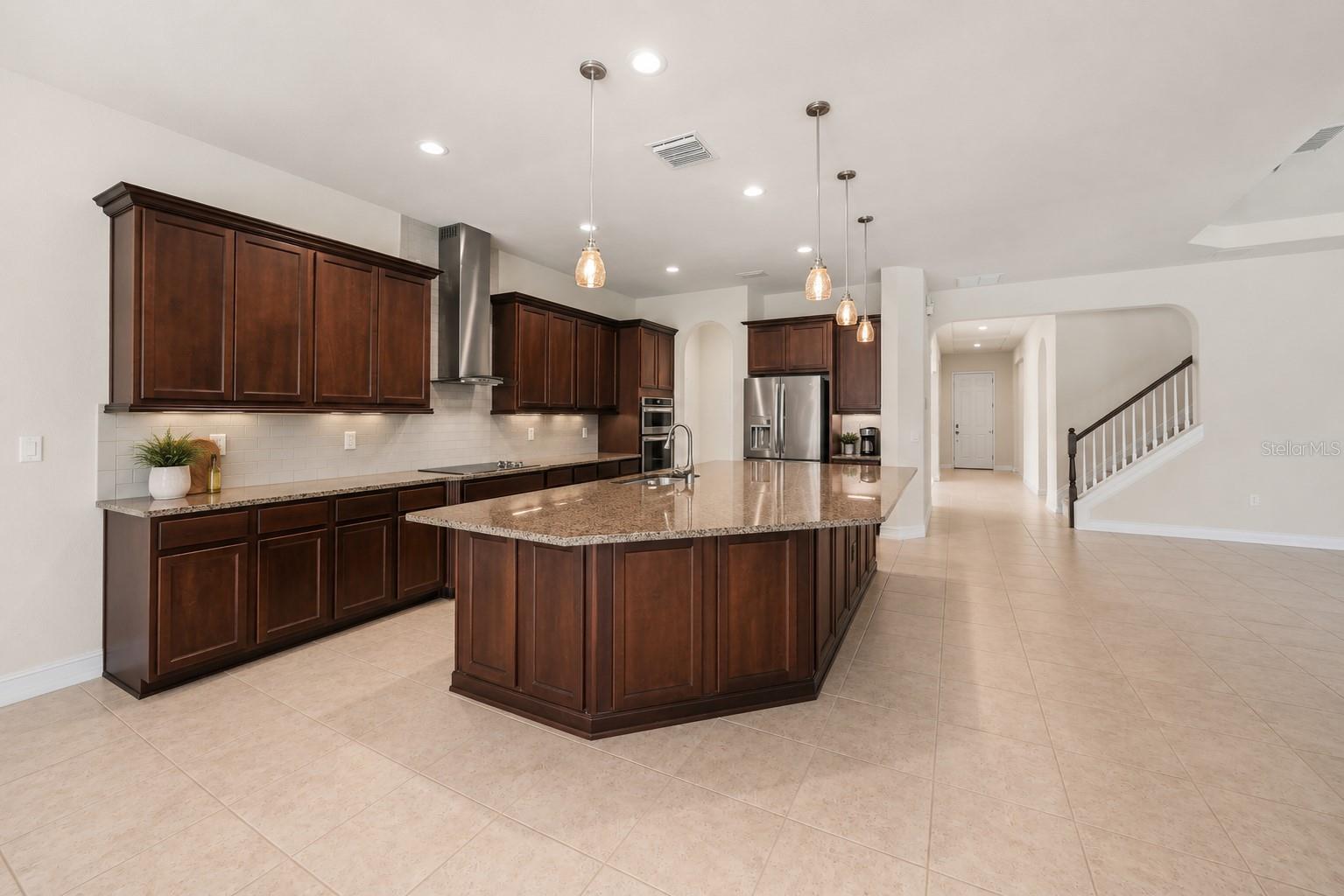17823 DAISY FARM DR — photo 9
