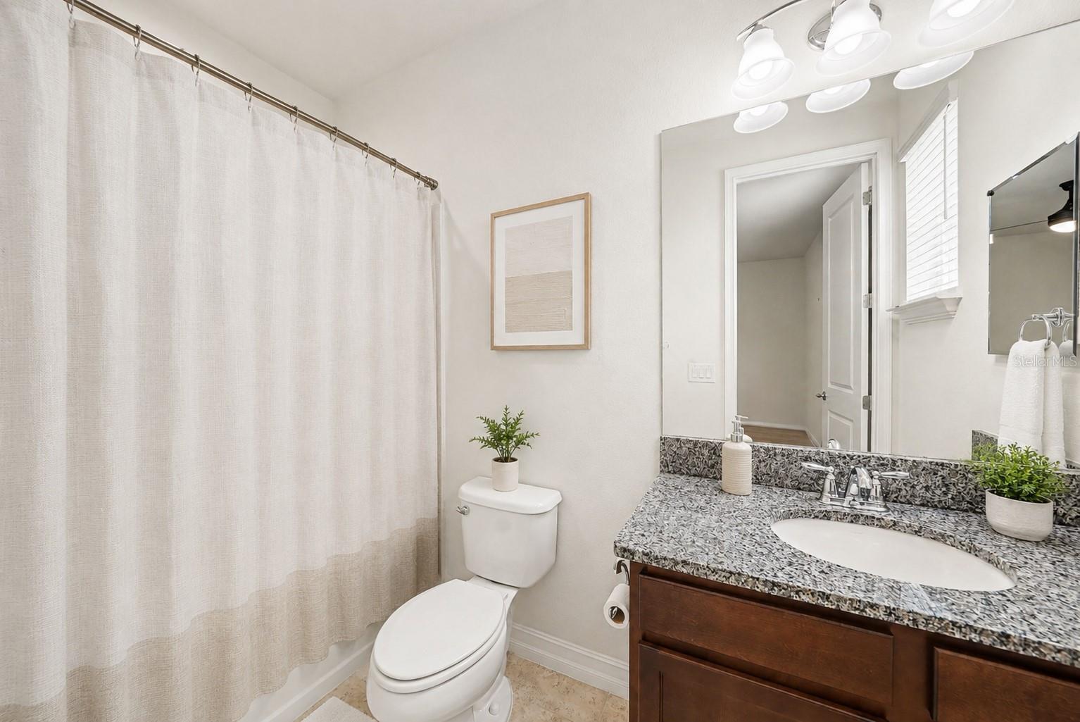 17823 DAISY FARM DR — photo 35